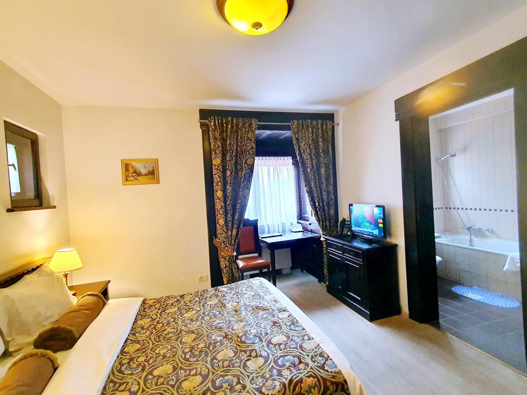Vila Leonida - Resort Leonida Buşteni Eksteriør billede