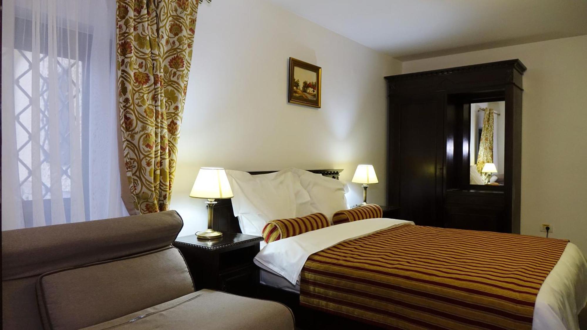 Vila Leonida - Resort Leonida Buşteni Eksteriør billede