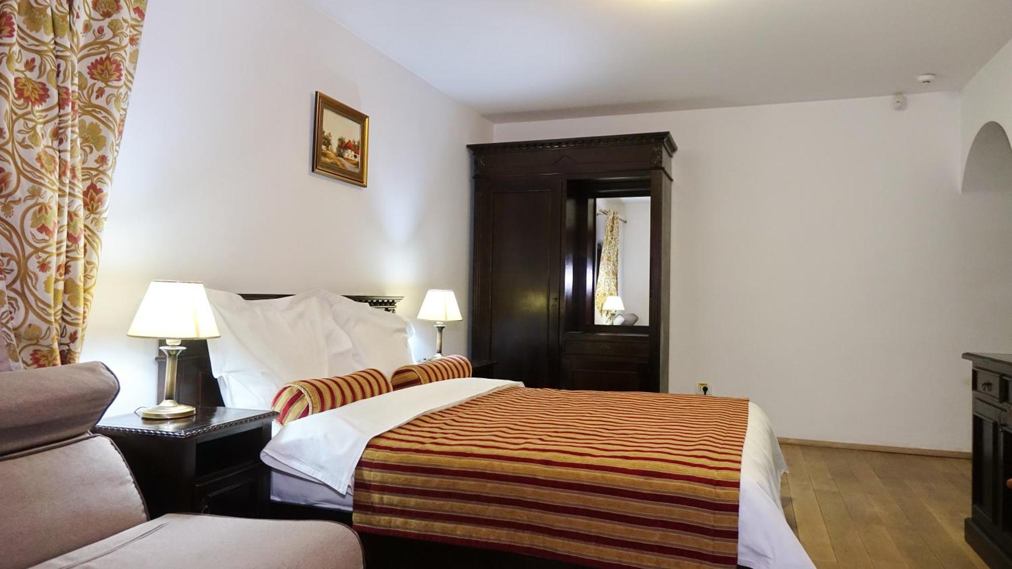 Vila Leonida - Resort Leonida Buşteni Eksteriør billede